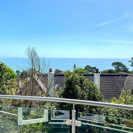 One Of The Best Properties In Lyme! Breathtaking Views Across The Whole Bay. 3 Stories With 2 Tier Veranda Around The Property. Sleeps 6 Lyme Regis Buitenkant foto