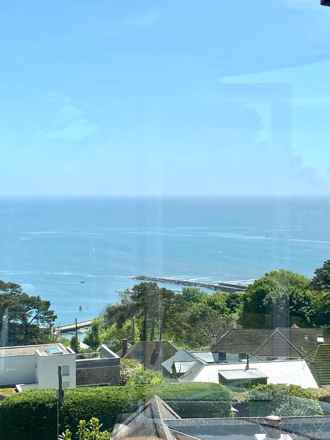 One Of The Best Properties In Lyme! Breathtaking Views Across The Whole Bay. 3 Stories With 2 Tier Veranda Around The Property. Sleeps 6 Lyme Regis Buitenkant foto